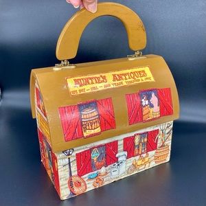 VTG: Auntie’s Antiques — Adorable Barn Shaped Handbag.